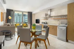 Quays Apartment in Foreshore – photo 5 thumbnail