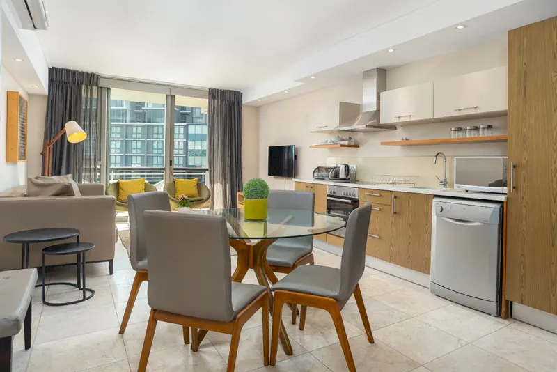 Quays Apartment in Foreshore – photo 5