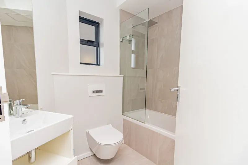 Scholtz Penthouse in Three Anchor Bay – photo 13