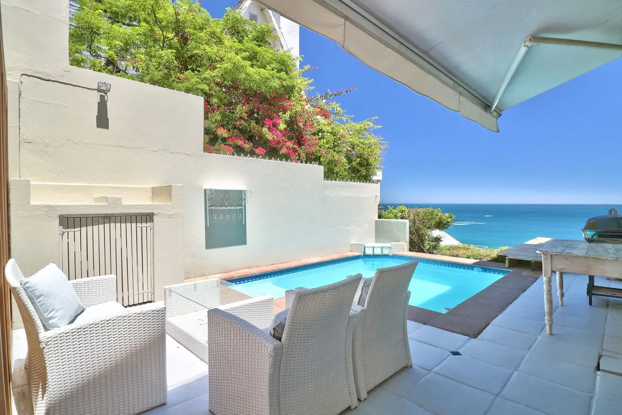 Mount Pleasant Apartment in Clifton