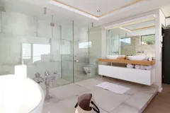 Villa Luna in Camps Bay – photo 77 thumbnail