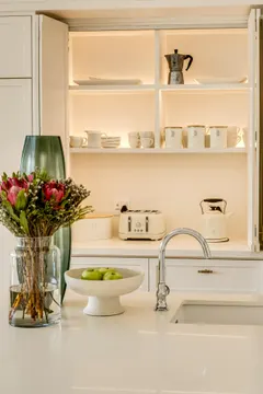 Sandstone Apartment in Higgovale – photo 15 thumbnail