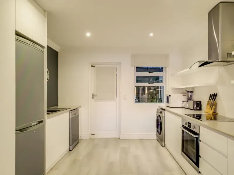 Camps Bay Alpha in Camps Bay – photo 47