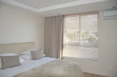 Penthouse 1 in Camps Bay – photo 7 thumbnail