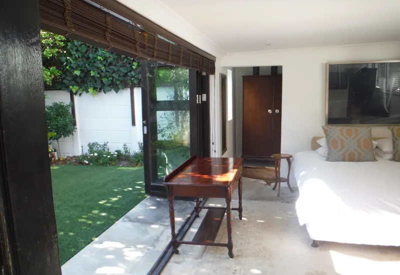 White House in Fresnaye – photo 12
