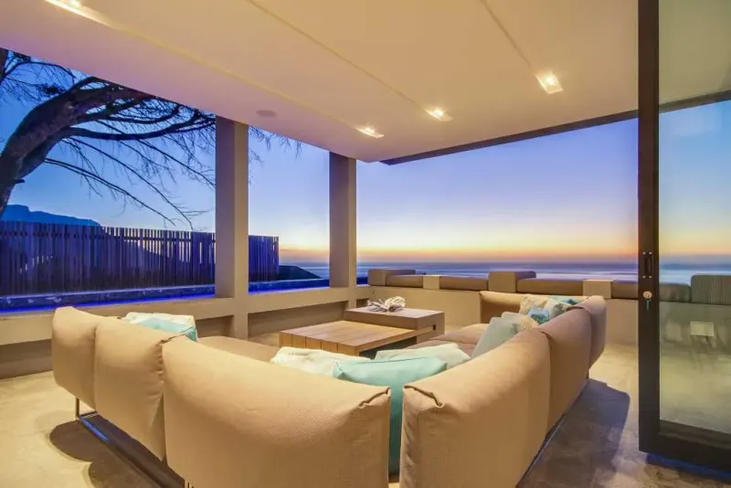 Geneva Drive Villa in Camps Bay – photo 14