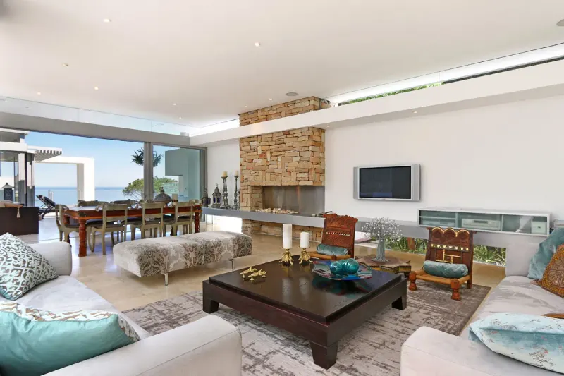 Enchanted in Camps Bay – photo 19