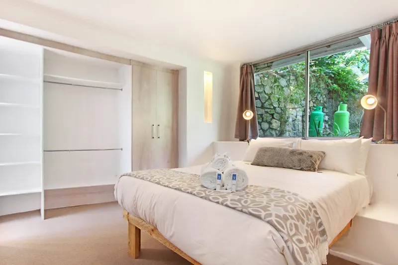 Glen Beach Vista House Lower Unit in Camps Bay – photo 5