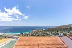 Camps Bay Nest in Camps Bay – photo 4 thumbnail