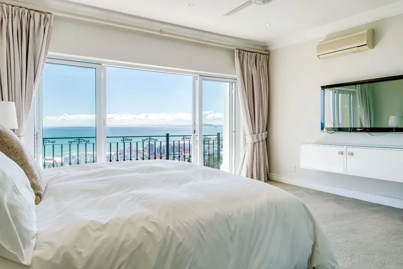 Villa Stanleon in Bantry Bay – photo 30