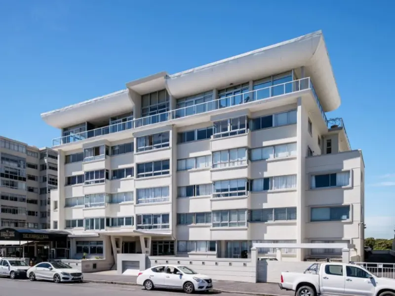 Beach Azura in Mouille Point – photo 15
