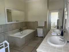 Constantia Valley Villa in Silverhurst – photo 75 thumbnail