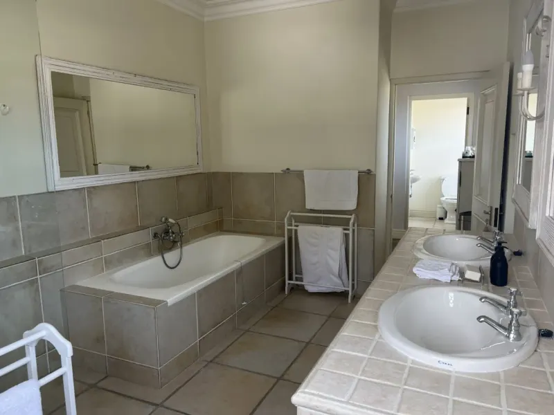 Constantia Valley Villa in Silverhurst – photo 75
