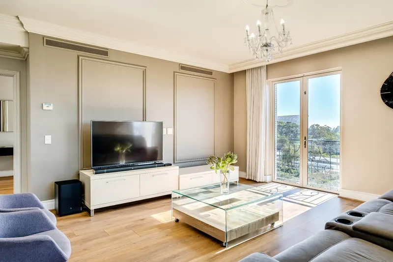 407 Royal in Green point – photo 1