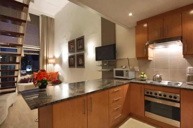 property_21501ced-f0e8-4974-96dd-323052ed42ba_5