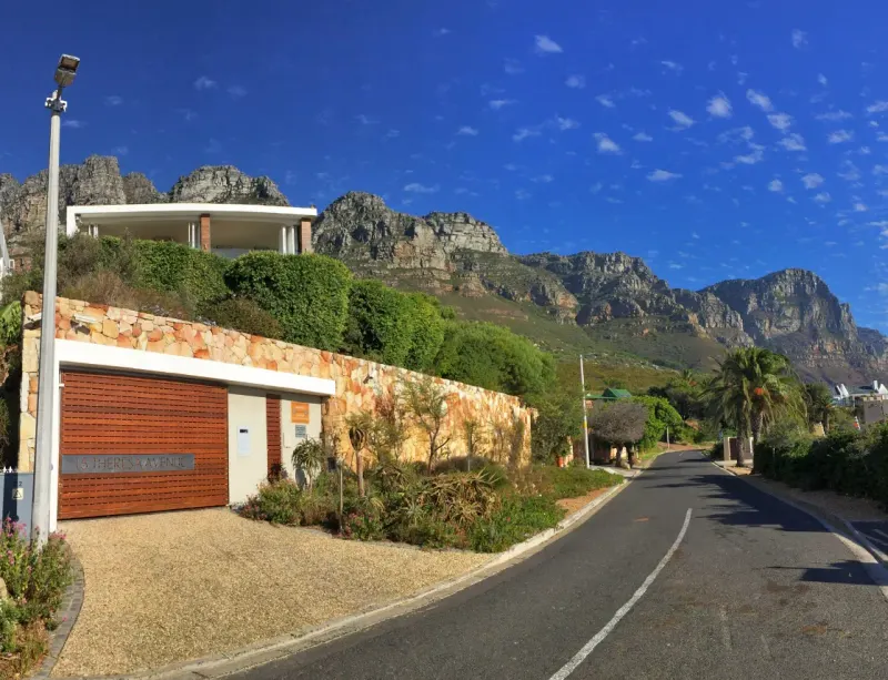 Theresa Luxe - Luxury Villa with pool & ocean views in Bakoven – photo 39