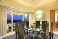 Bali Bay Beach and Mountain Retreat in Camps Bay – photo 12 thumbnail