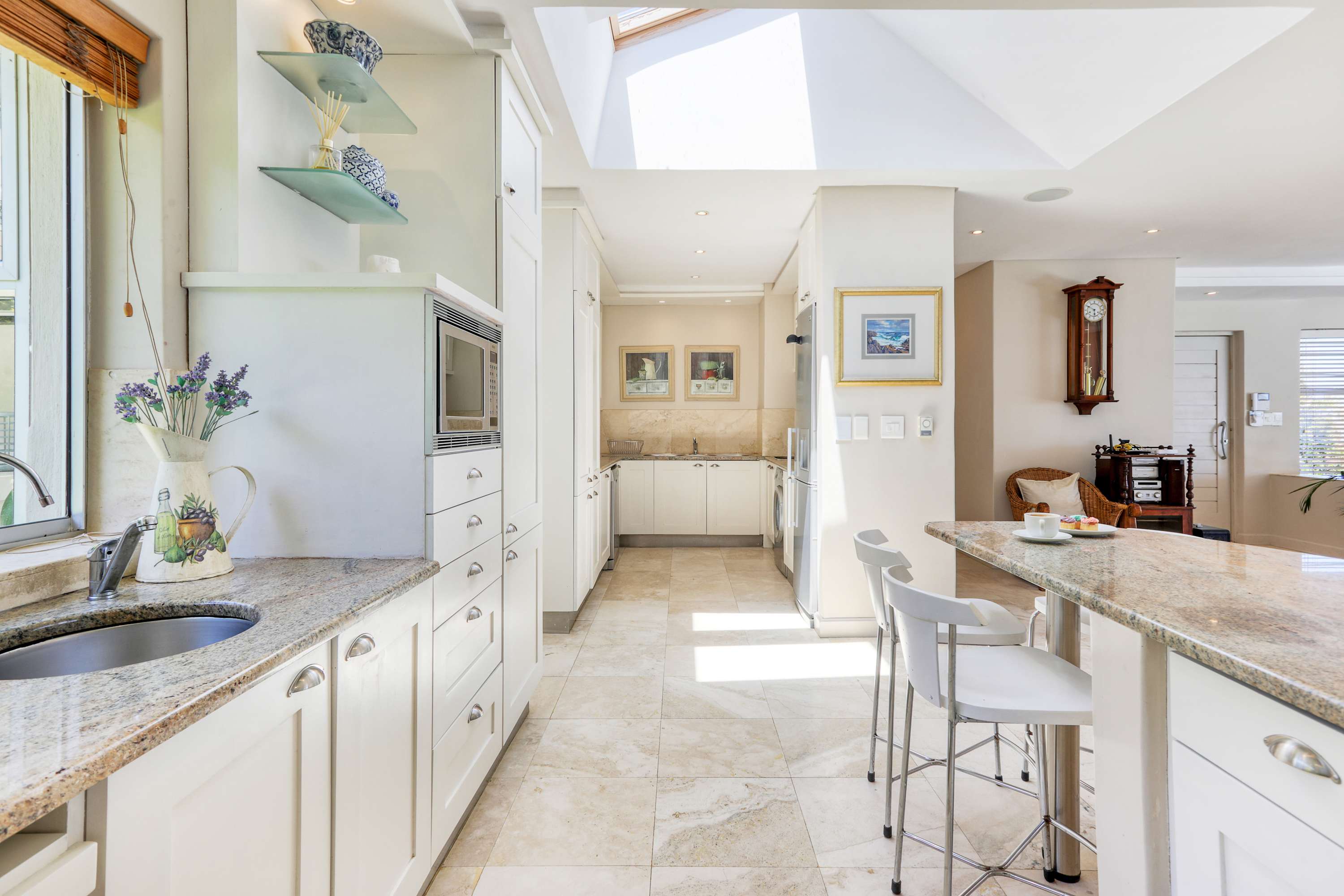 property_220d33a8-323d-4000-8aa2-5697e08896cd_17