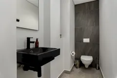 Iconic Penthouse in De Waterkant – photo 27 thumbnail