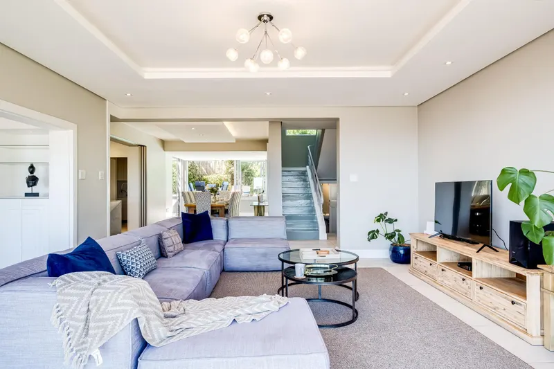 Serein in Camps Bay – photo 5