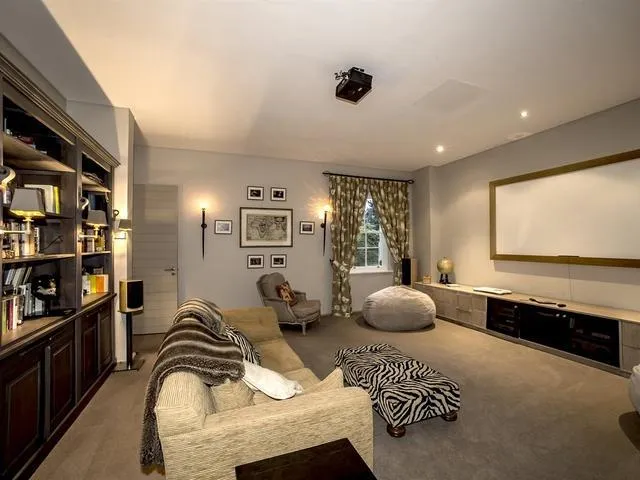property_2278db83-fa5c-4c88-aa3e-8201fd0e5ffd_8