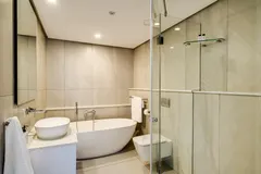 Bantry Suite (101) in Bantry Bay – photo 17 thumbnail
