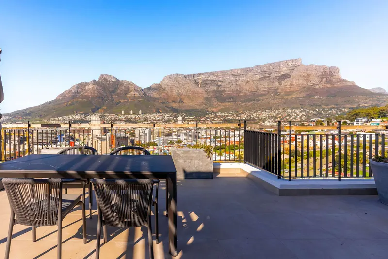 AERIE PENT in Bo Kaap – photo 3