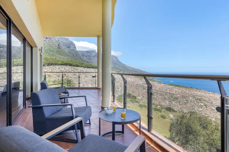 Villa Sol Camps Bay in Bakoven – photo 39