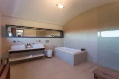 Grootbos 6 bed Luxury Villa in Gansbaai – photo 1 thumbnail