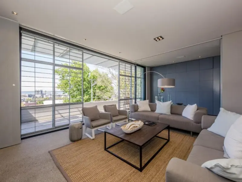 Loader Penthouse in Green Point – photo 12