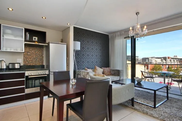 property_2305284e-092e-4ce6-8774-b03215d1ae9f_2