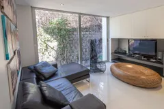 Geneva Villa in Camps Bay – photo 16 thumbnail