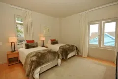 Mahogony Villa in Green Point – photo 2 thumbnail