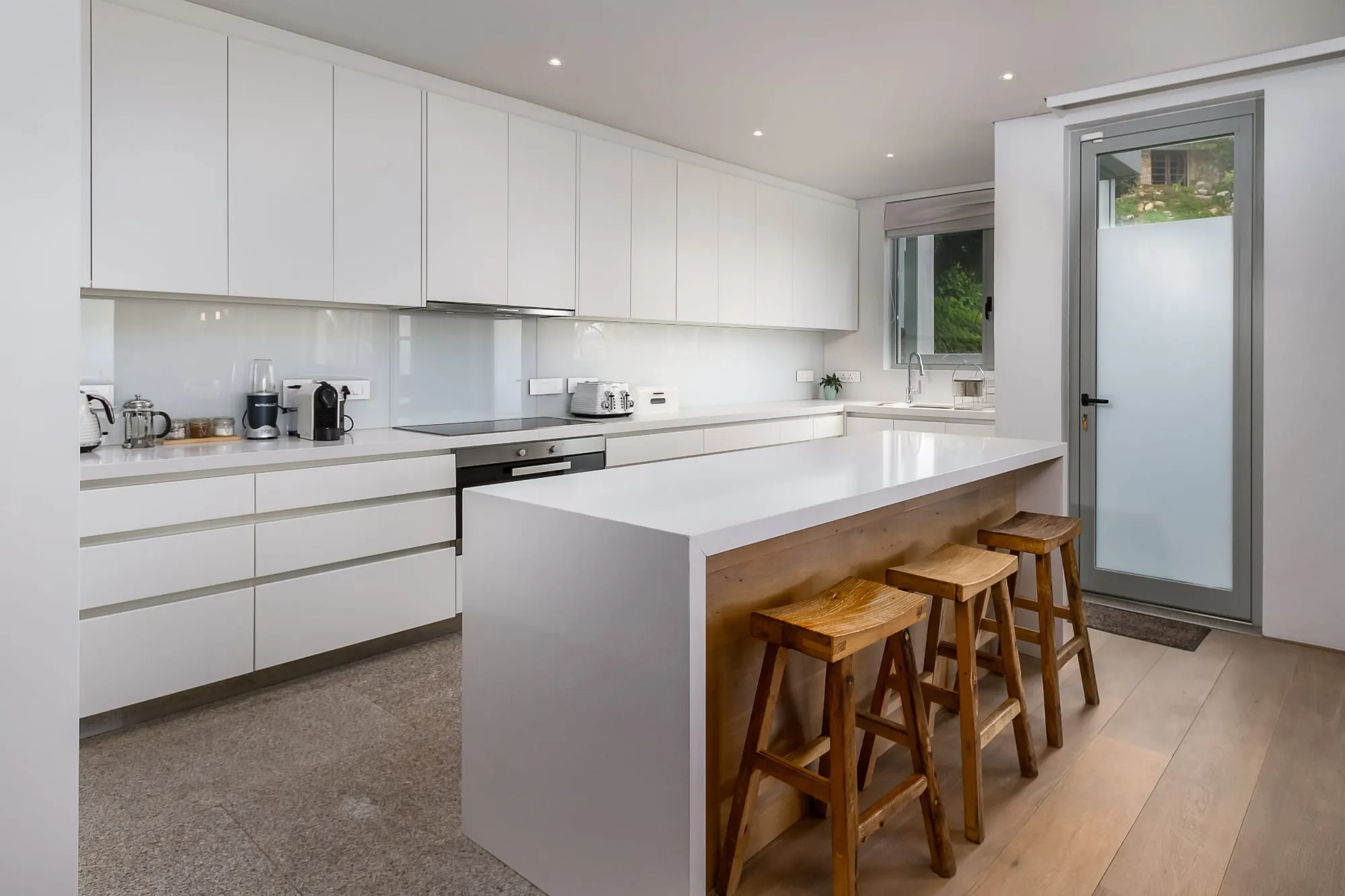 property_232f3395-6126-41d9-9730-bf75caa18299_12
