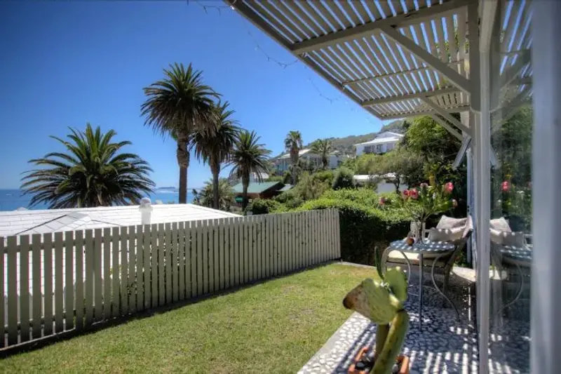 54 Clifton Fourth Bungalow in Clifton – photo 4