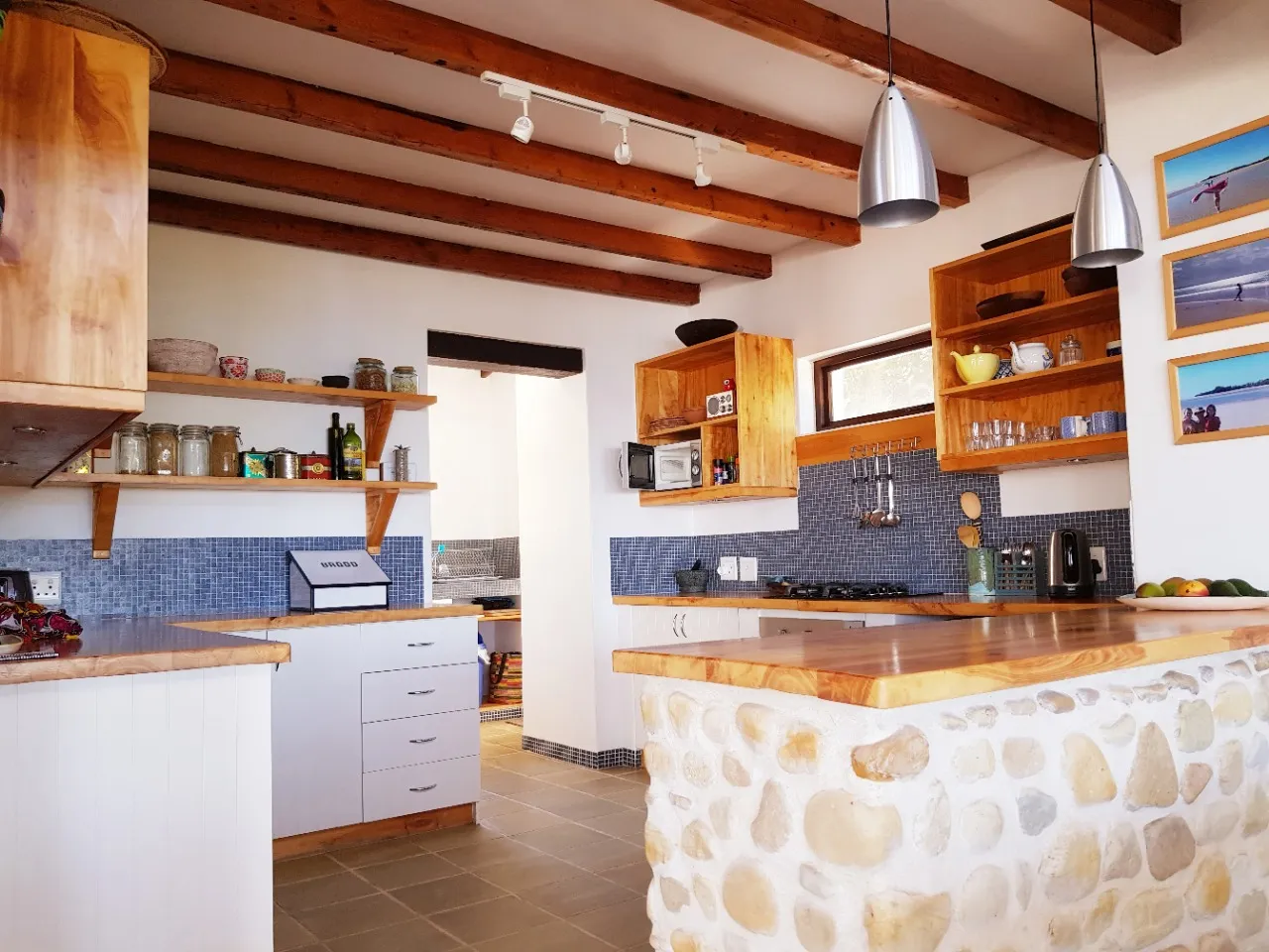 property_2382de0c-230d-41de-bb2f-3fec50efad10_6