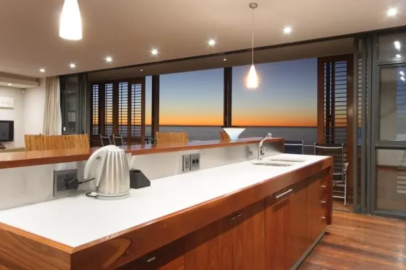 Glen Beach Villas 3 in Camps Bay – photo 3