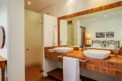 CBT Lodge in Camps Bay – photo 14 thumbnail