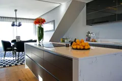 Bantry Luxe Apartment 3 in Bantry Bay – photo 13 thumbnail