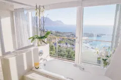 Clifton Malibu in Clifton – photo 11 thumbnail