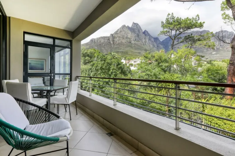 Soltera Glen Camps Bay Apartment in Camps Bay – photo 19