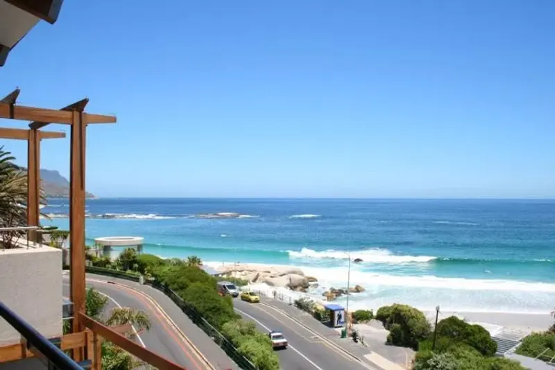 Glen Beach Villas 2 in Camps Bay – photo 2