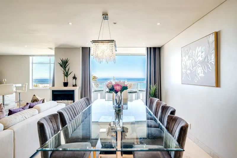 Beach Vistas in Camps Bay – photo 4