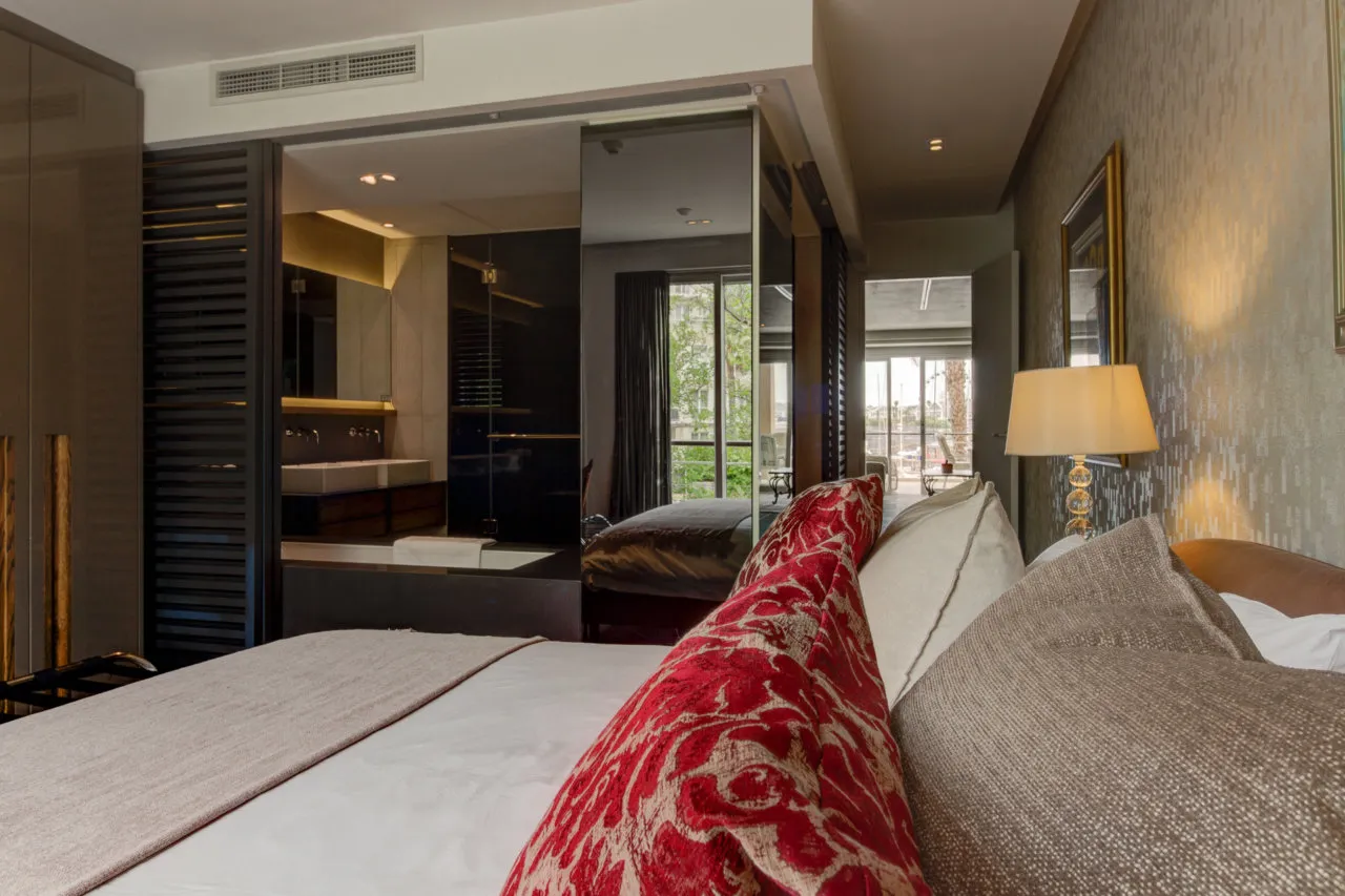 property_251178e0-7610-4ef8-8237-e095362b3668_24