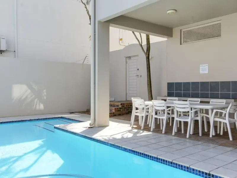 Lago in Camps Bay – photo 8