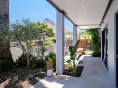 Central Drive Treasure in Camps Bay – photo 1 thumbnail