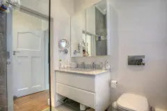 Hampton Green Point Apartment in Green Point – photo 15 thumbnail