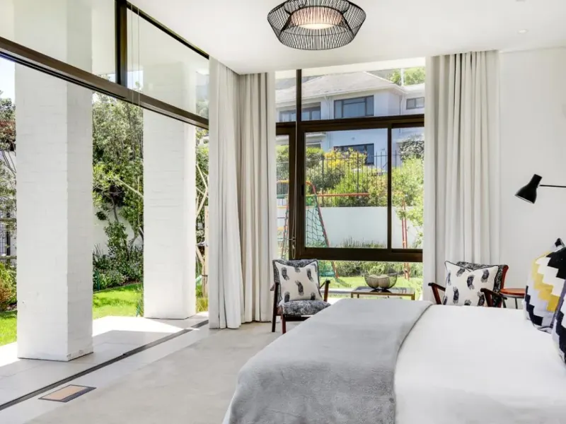Villa Quebec Road in Camps Bay – photo 17