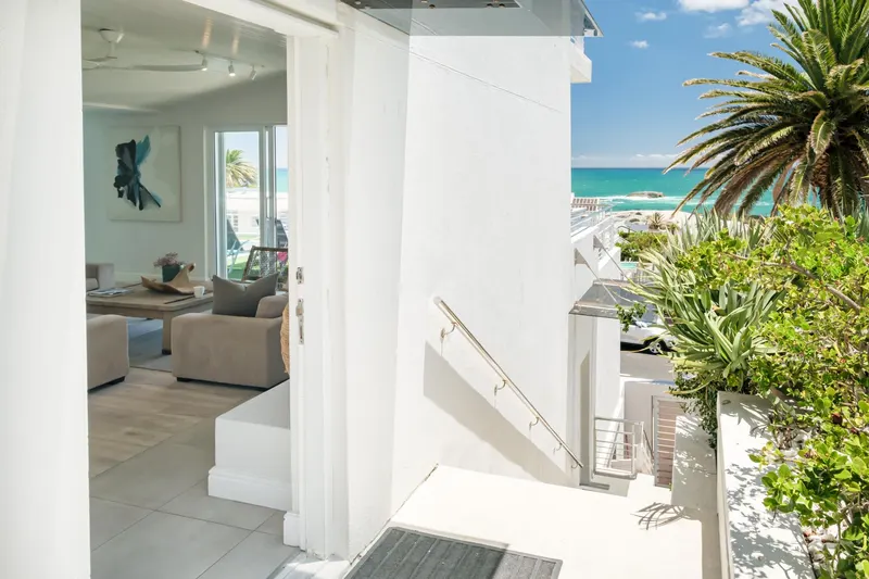 Sapphire Tide Retrea in Camps Bay – photo 44