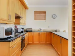 Berkely Place in Camps Bay – photo 14 thumbnail